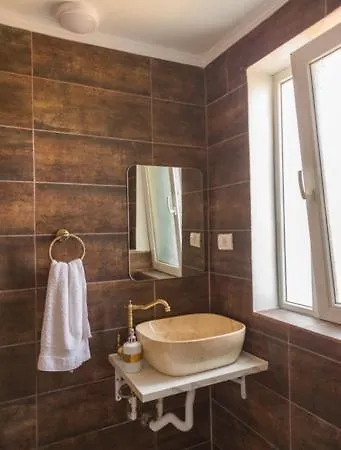 ゲストハウス Troia ヴァマ・ヴェケ